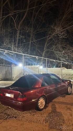 Mercedes C 180 1999, 440,000 km - 1.8 l - Lənkəran