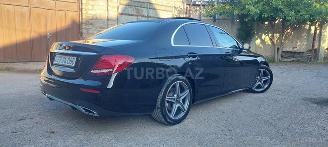 Mercedes E 220 d 2018, 169,900 km - 2.0 l - Bakı
