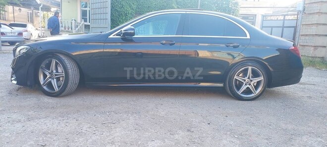 Mercedes E 220 d 2018, 169,900 km - 2.0 l - Bakı
