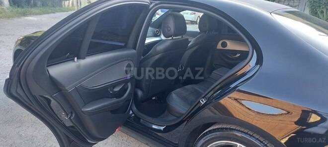 Mercedes E 220 d 2018, 169,900 km - 2.0 l - Bakı