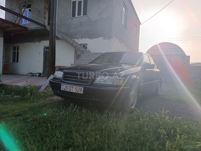 Mercedes C 220 d 2000, 492,000 km - 2.2 l - Gəncə