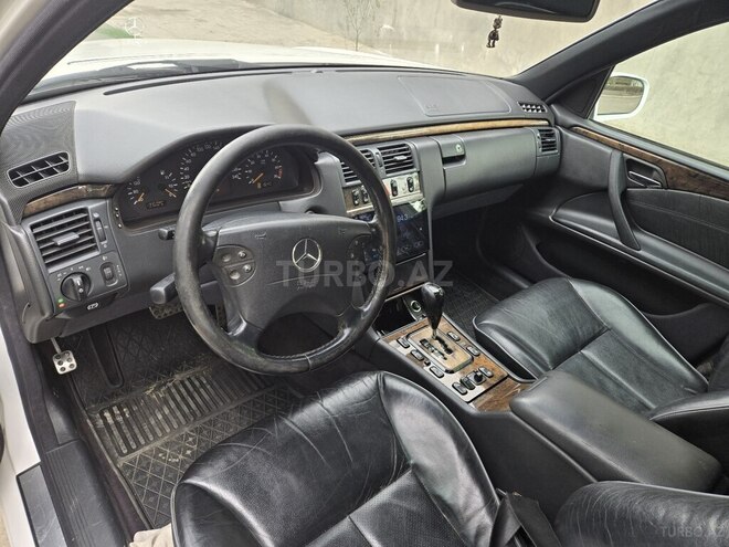 Mercedes 200 1999, 450,236 km - 2.0 л - Gəncə