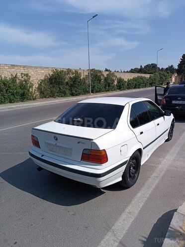 BMW 318 1991, 430,000 km - 1.8 l - Bakı