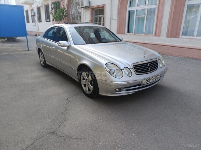 Mercedes E 270 2002, 320,000 km - 2.7 l - Sumqayıt