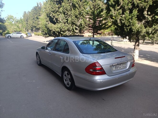 Mercedes E 270 2002, 320,000 km - 2.7 l - Sumqayıt