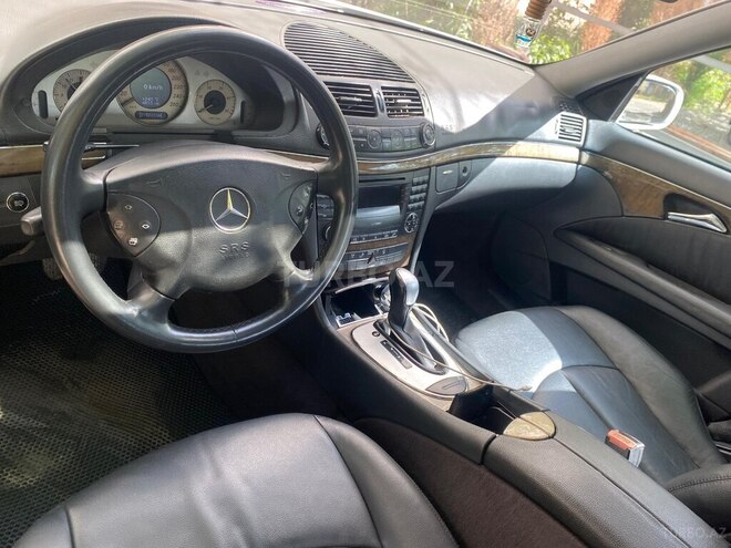 Mercedes E 270 2002, 320,000 km - 2.7 l - Sumqayıt