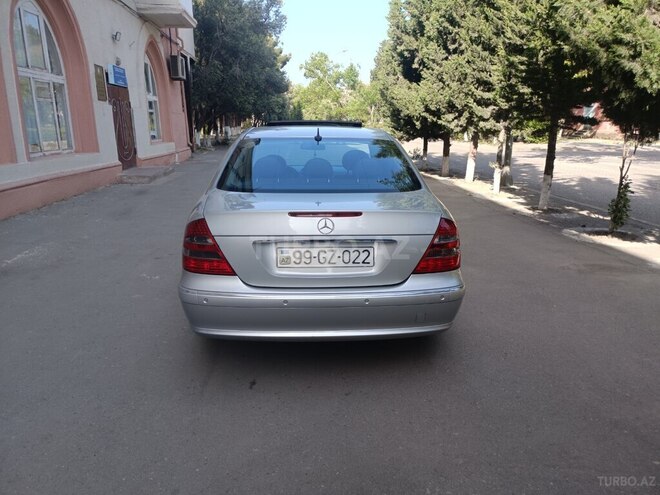 Mercedes E 270 2002, 320,000 km - 2.7 l - Sumqayıt