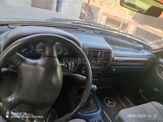 GAZ 3102 2002, 240,000 km - 2.4 l - Bakı