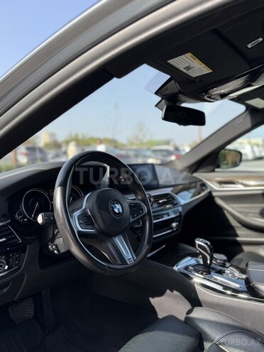 BMW 530e 2019, 77,000 km - 2.0 л - Bakı