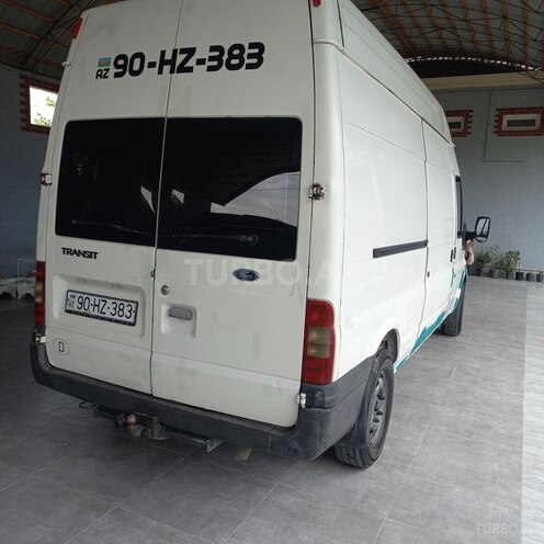 Ford Transit 2001, 102,637 km - 2.4 л - Ucar
