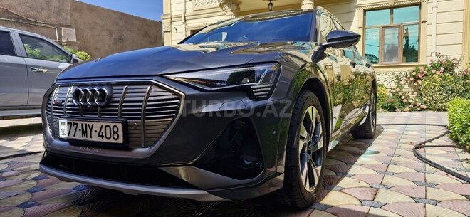 Audi  2022, 6,000 km - 0.0 l - Bakı