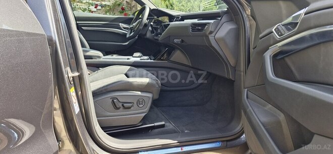 Audi  2022, 6,000 km - 0.0 l - Bakı