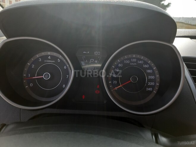 Hyundai Elantra 2015, 123,000 km - 1.8 l - Bakı