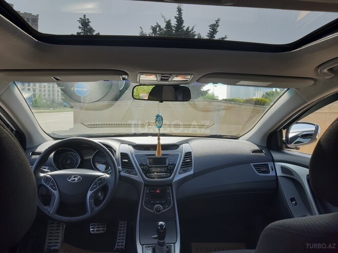 Hyundai Elantra 2015, 123,000 km - 1.8 l - Bakı