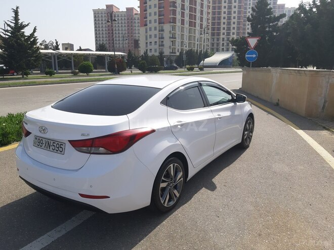 Hyundai Elantra 2015, 123,000 km - 1.8 l - Bakı