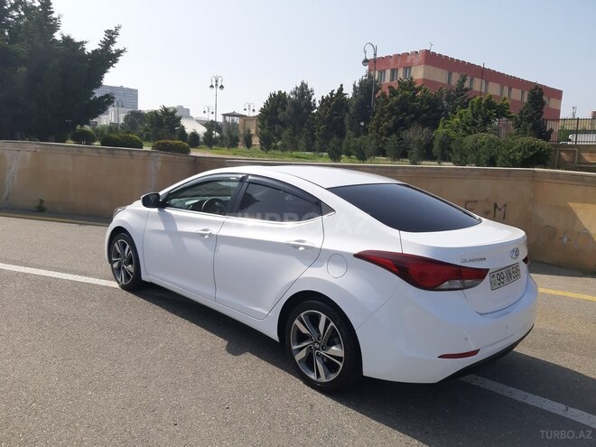 Hyundai Elantra 2015, 123,000 km - 1.8 l - Bakı