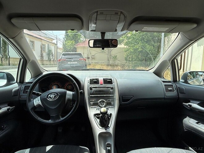 Toyota Auris 2008, 350,000 km - 1.4 l - Bakı