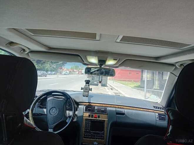 Mercedes E 240 1999, 295,000 km - 2.4 l - Şəki