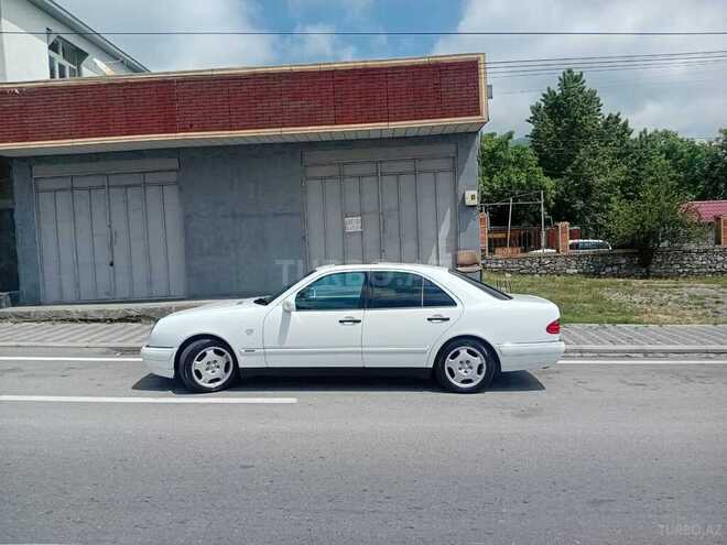 Mercedes E 240 1999, 295,000 km - 2.4 l - Şəki