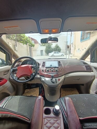 Mitsubishi Grandis 2003, 355,143 km - 2.4 l - Bakı