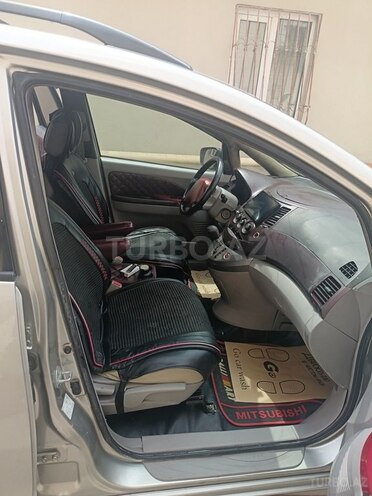 Mitsubishi Grandis 2003, 355,143 km - 2.4 l - Bakı