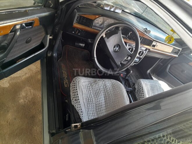 Mercedes 190 1990, 190,000 km - 2.3 л - Xaçmaz