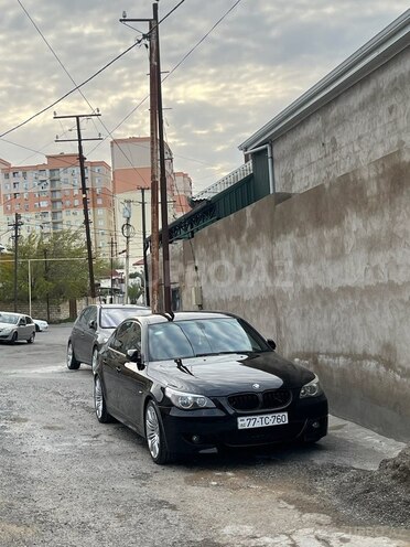 BMW 525 2006, 250,000 km - 2.5 l - Bakı