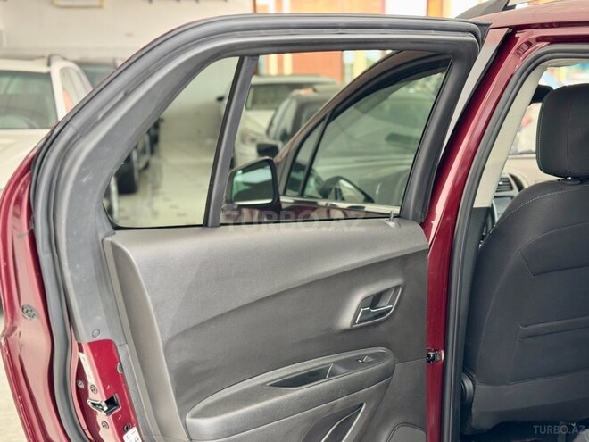 Chevrolet Trax-19