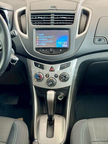 Chevrolet Trax-25