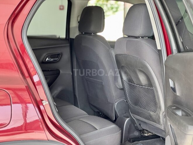 Chevrolet Trax-28