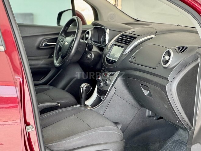 Chevrolet Trax-12