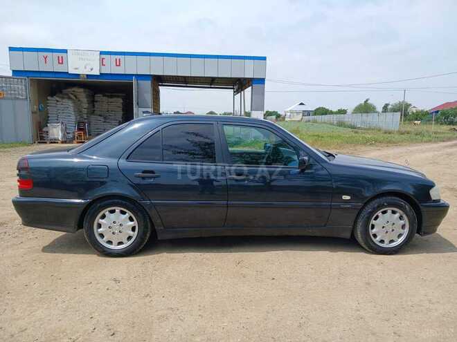 Mercedes C 200 1999, 413,123 km - 2.0 l - Bakı