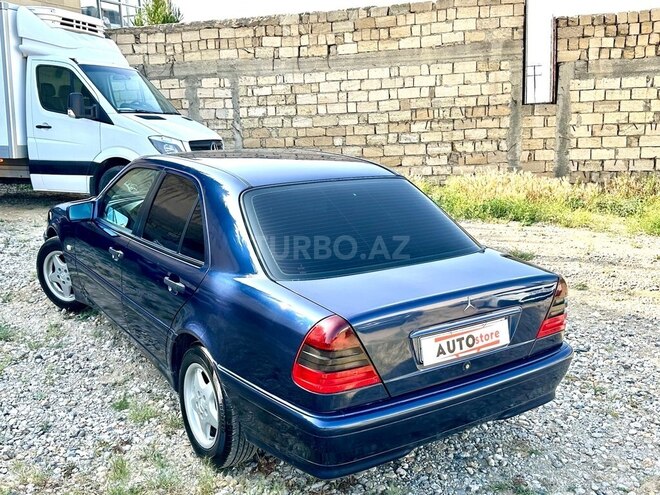 Mercedes C 180-5