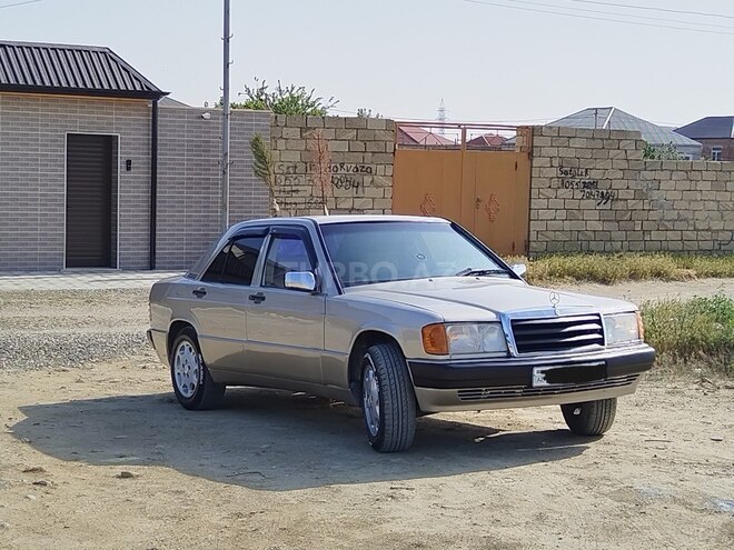 Mercedes 190 1990, 236,000 km - 2.0 l - Sumqayıt