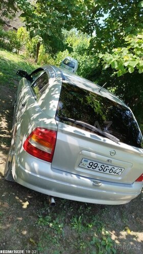 Opel Astra 2000, 385,000 km - 1.6 л - Şəki