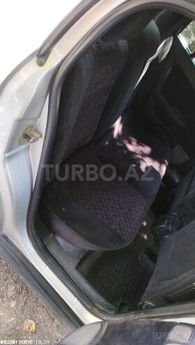 Opel Astra 2000, 385,000 km - 1.6 л - Şəki
