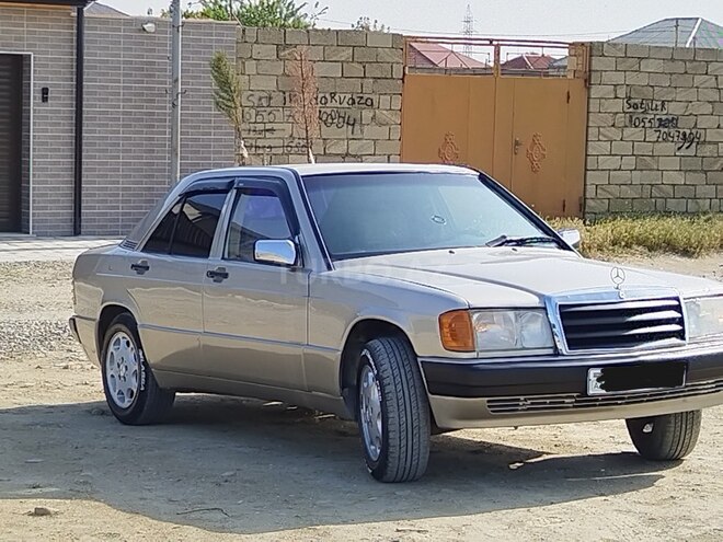Mercedes 190 1990, 236,000 km - 2.0 l - Sumqayıt