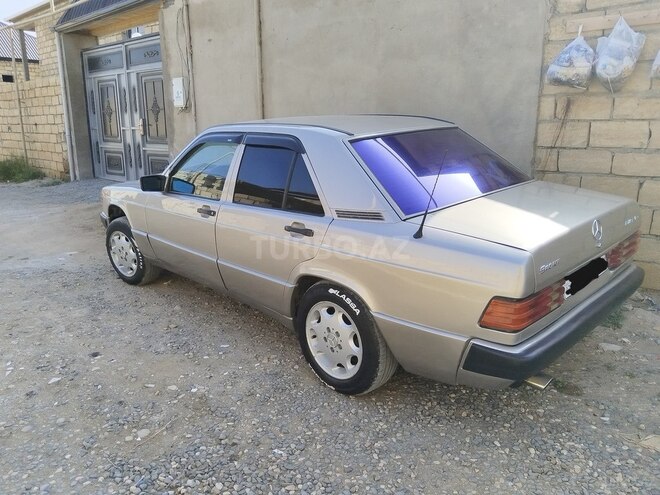 Mercedes 190 1990, 236,000 km - 2.0 l - Sumqayıt