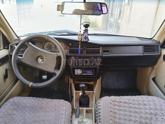 Mercedes 190 1990, 236,000 km - 2.0 l - Sumqayıt