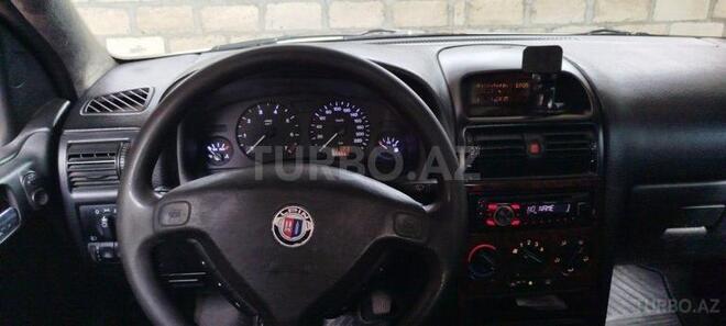 Opel Astra 2000, 385,000 km - 1.6 л - Şəki