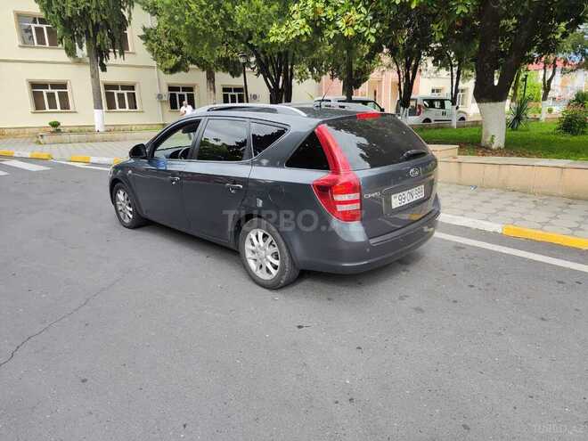 Kia Ceed 2007, 245,000 km - 1.6 л - Zaqatala