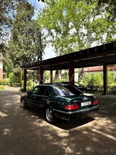 Mercedes E 240 1998, 414,000 km - 2.4 l - Şəmkir