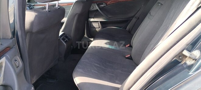 Mercedes E 220 d 1999, 250,000 km - 2.2 l - Bakı