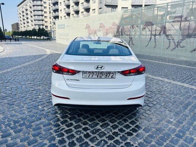 Hyundai Elantra 2017, 79,000 km - 2.0 l - Bakı