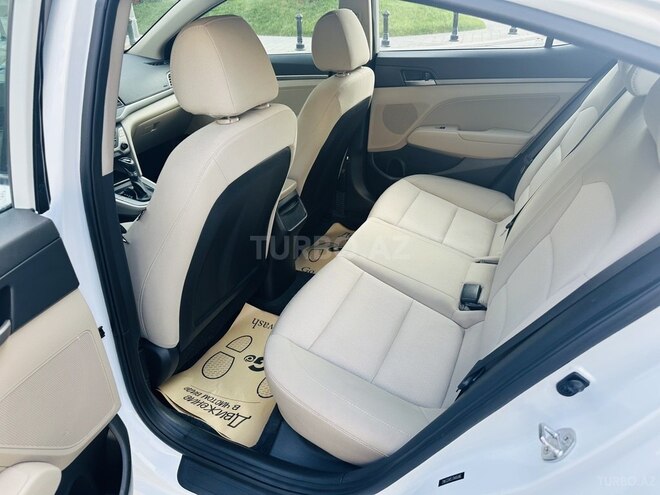 Hyundai Elantra 2017, 79,000 km - 2.0 l - Bakı