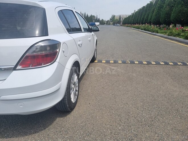 Opel Astra 2009, 312,456 km - 1.4 l - Gəncə