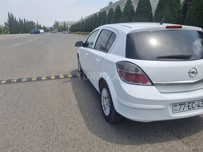 Opel Astra 2009, 312,456 km - 1.4 l - Gəncə