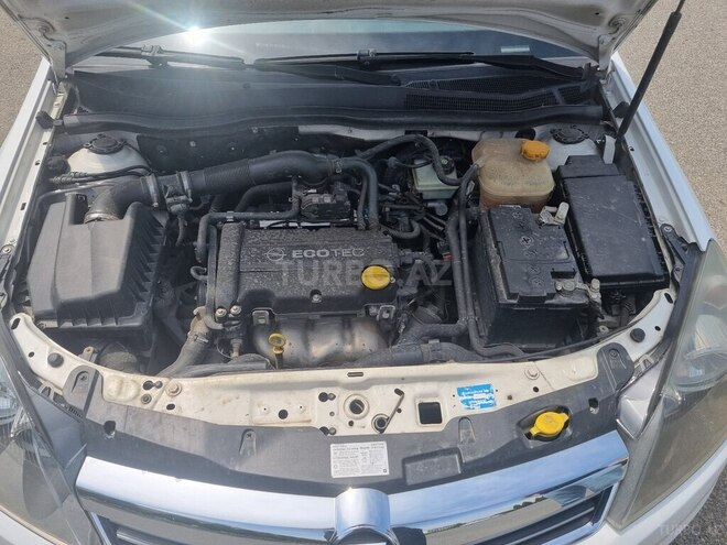 Opel Astra 2009, 312,456 km - 1.4 l - Gəncə