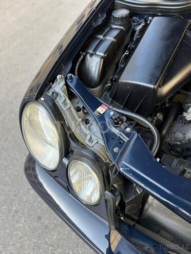 Mercedes E 240 1998, 427,000 km - 2.4 l - Bakı