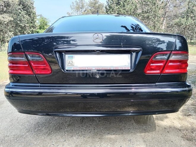 Mercedes E 270 2001, 390,000 km - 2.7 l - Bakı